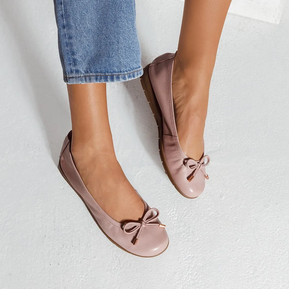 Barton Flat in Nude Leather