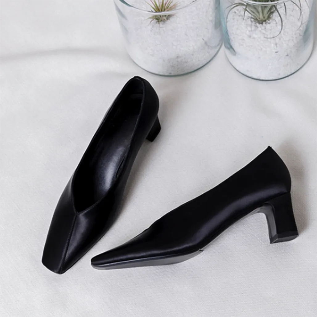 Silk Surface Square Head Vintage Heels