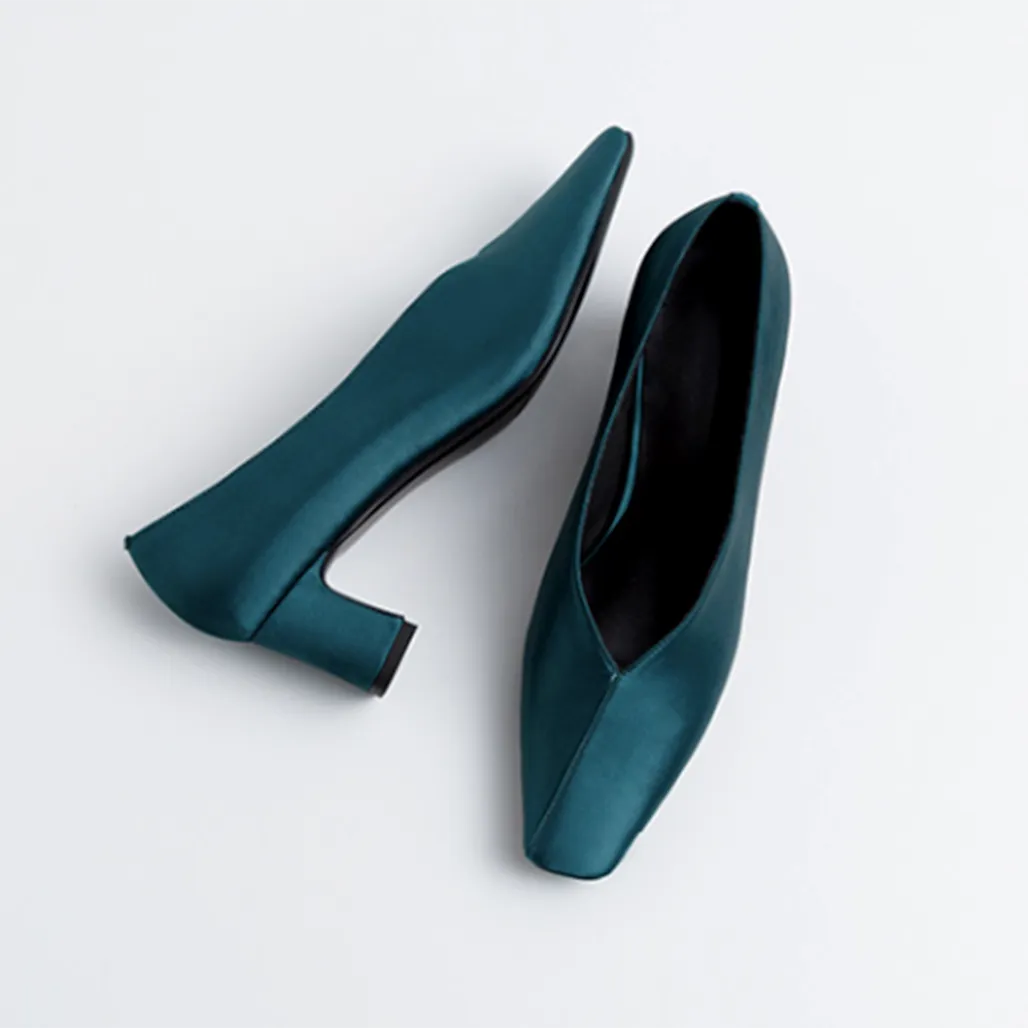 Silk Surface Square Head Vintage Heels